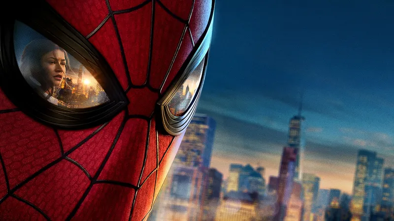 Máscara do Homem-Aranha em close, com o reflexo da MJ numa das lentes e o horizonte de Nova York ao fundo, em arte oficial de Homem-Aranha: Um Novo Dia